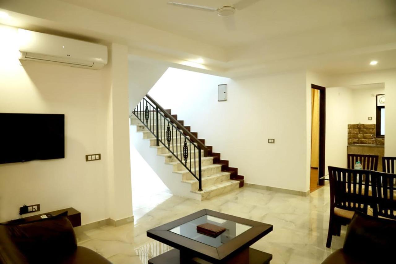 Country Inn Hotels & Resorts Vrindavan Ngoại thất bức ảnh