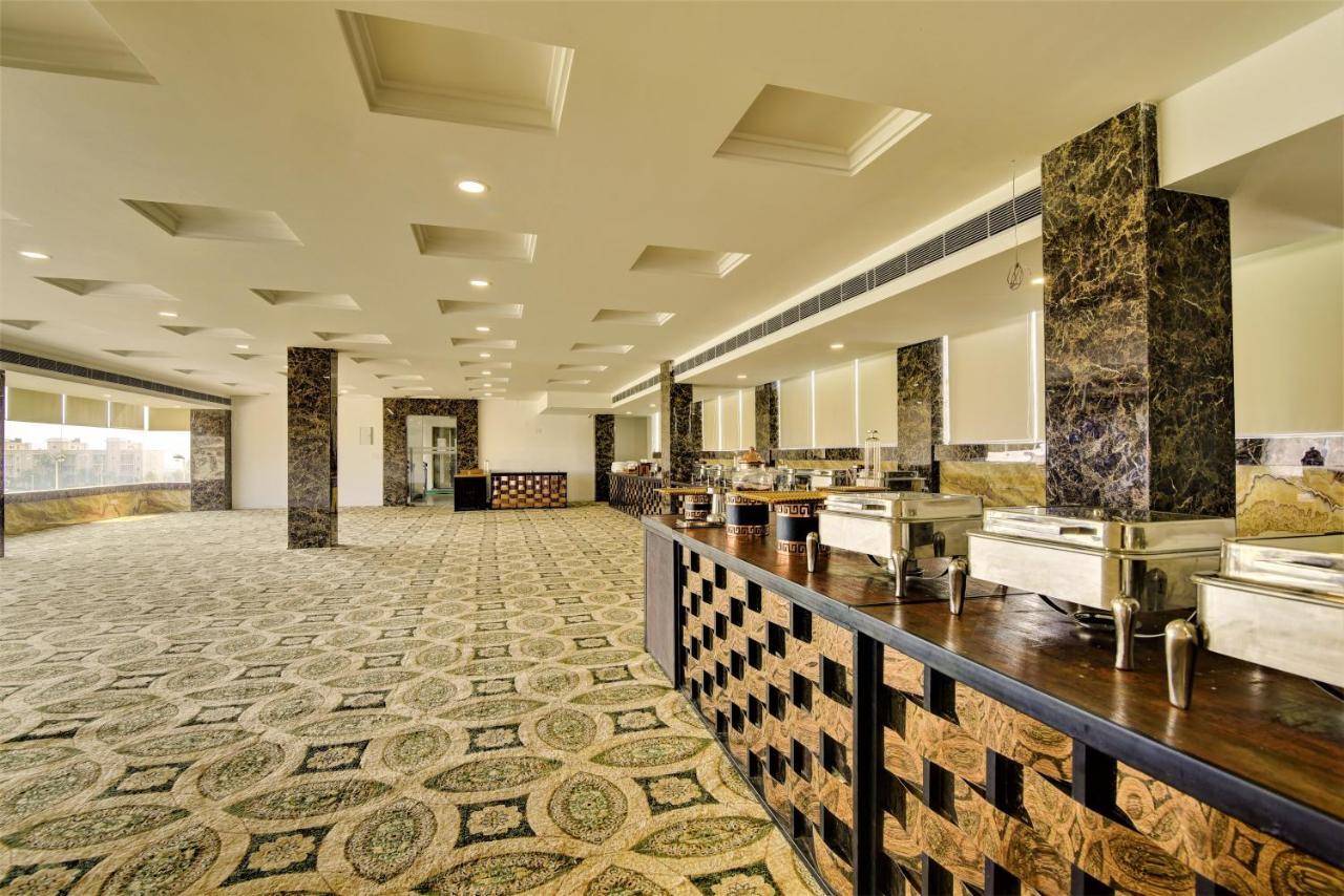 Country Inn Hotels & Resorts Vrindavan Ngoại thất bức ảnh