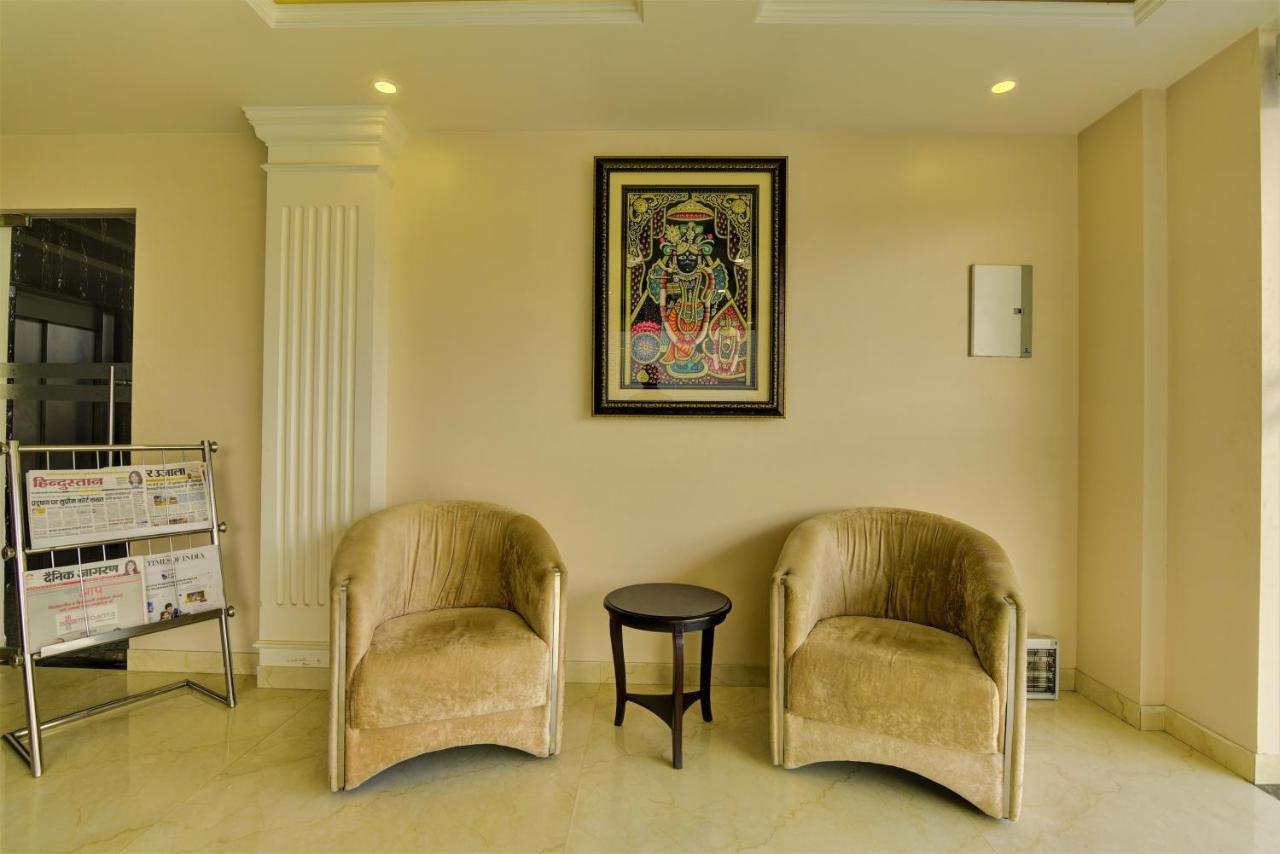 Country Inn Hotels & Resorts Vrindavan Ngoại thất bức ảnh
